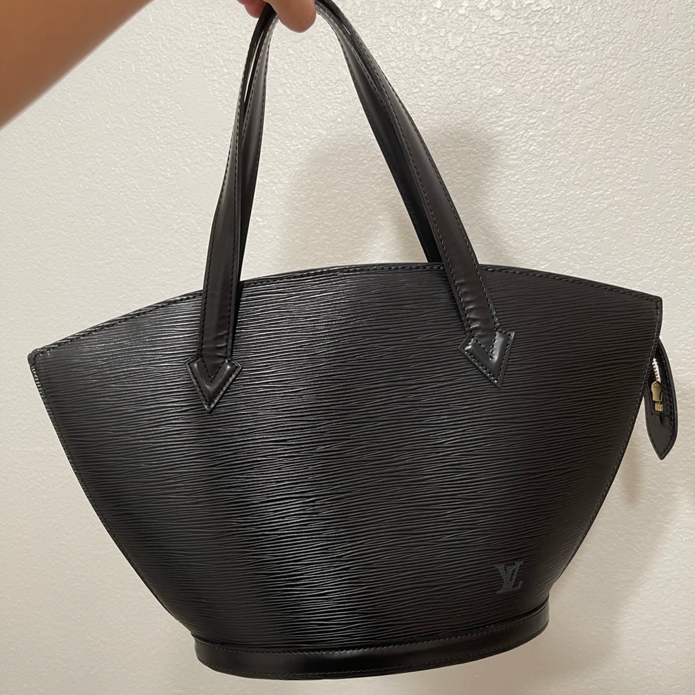 LOUIS VUITTON Black Epi Saint Jacques Purse.